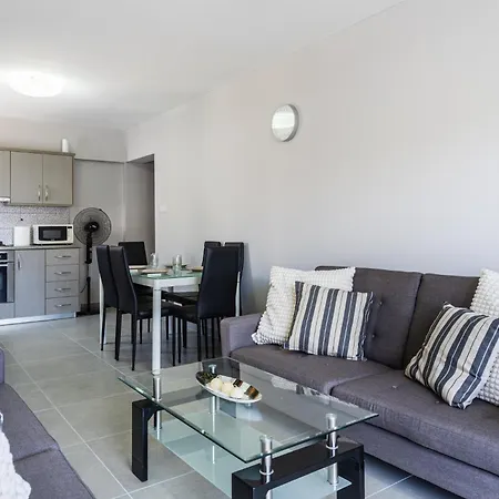Modern 2-bedroom In Oroklini, Larnaca